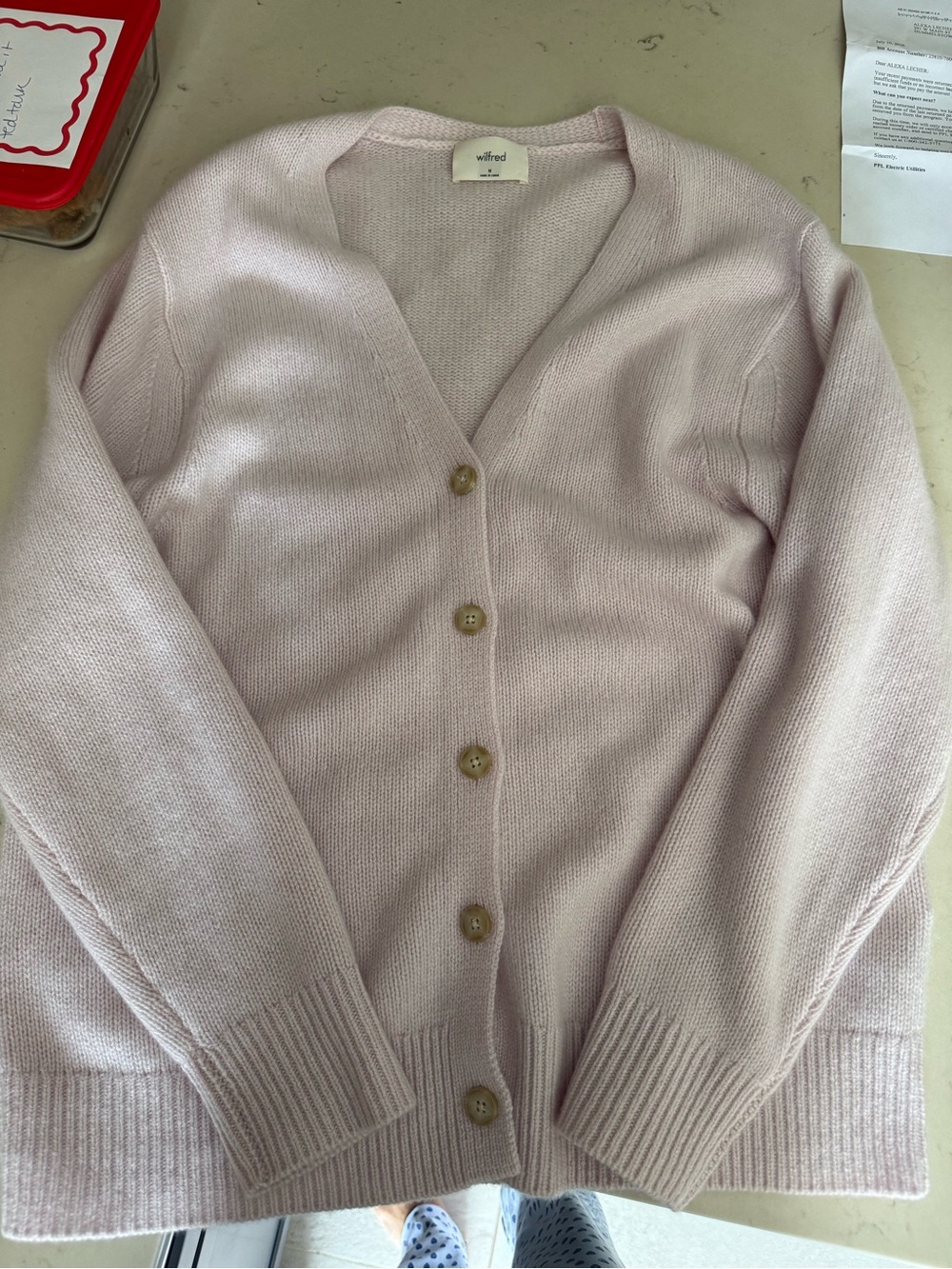 Wilfred Light Purple V-Neck Button Front Cardigan